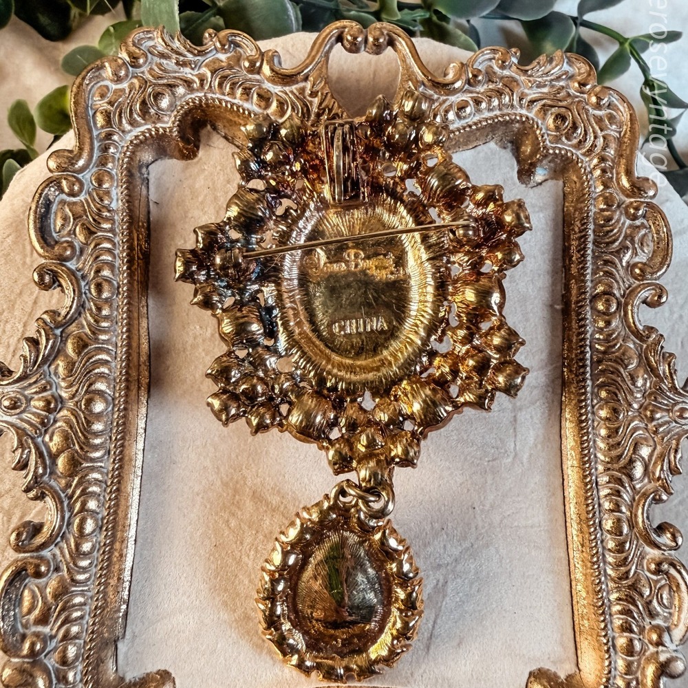 Multi Color Stone with Lucite Cabochon‎ Brooch - Picture 3 of 6